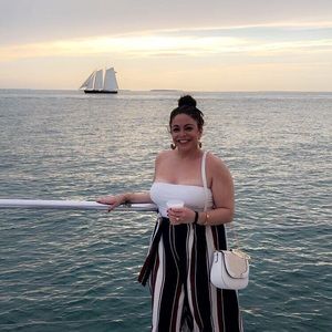 Meet your Posher, Jackie